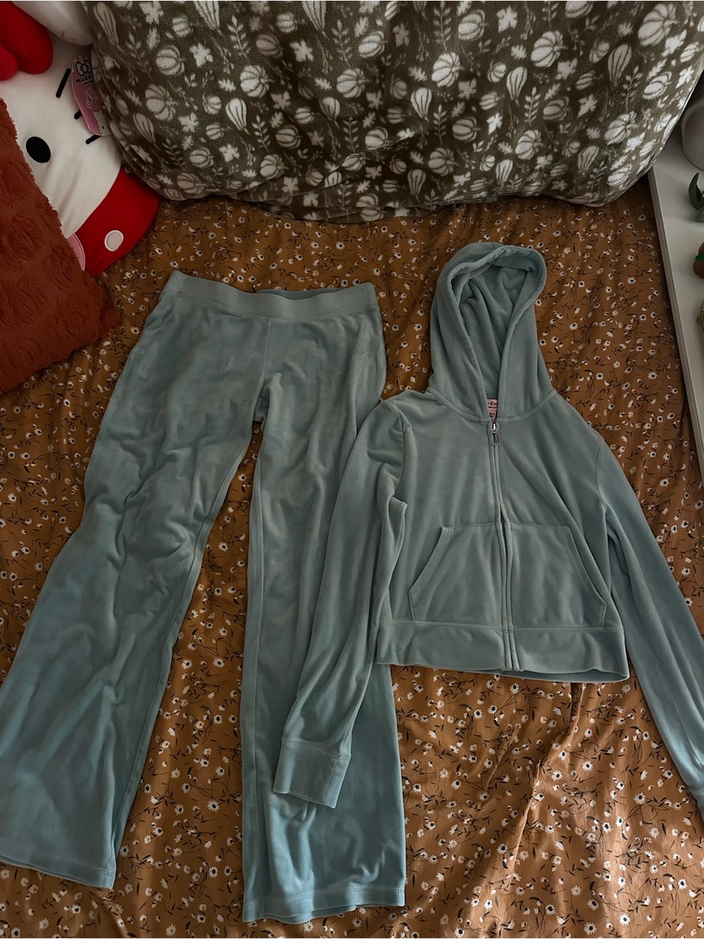 Juicy Couture Velour Zip Hoodie & Lounge Pants Set